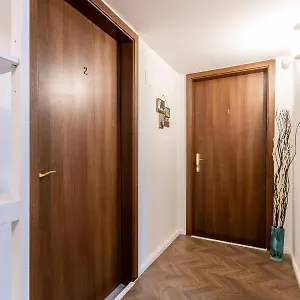 Deluxe Akacfa In The Heart Of Apartment