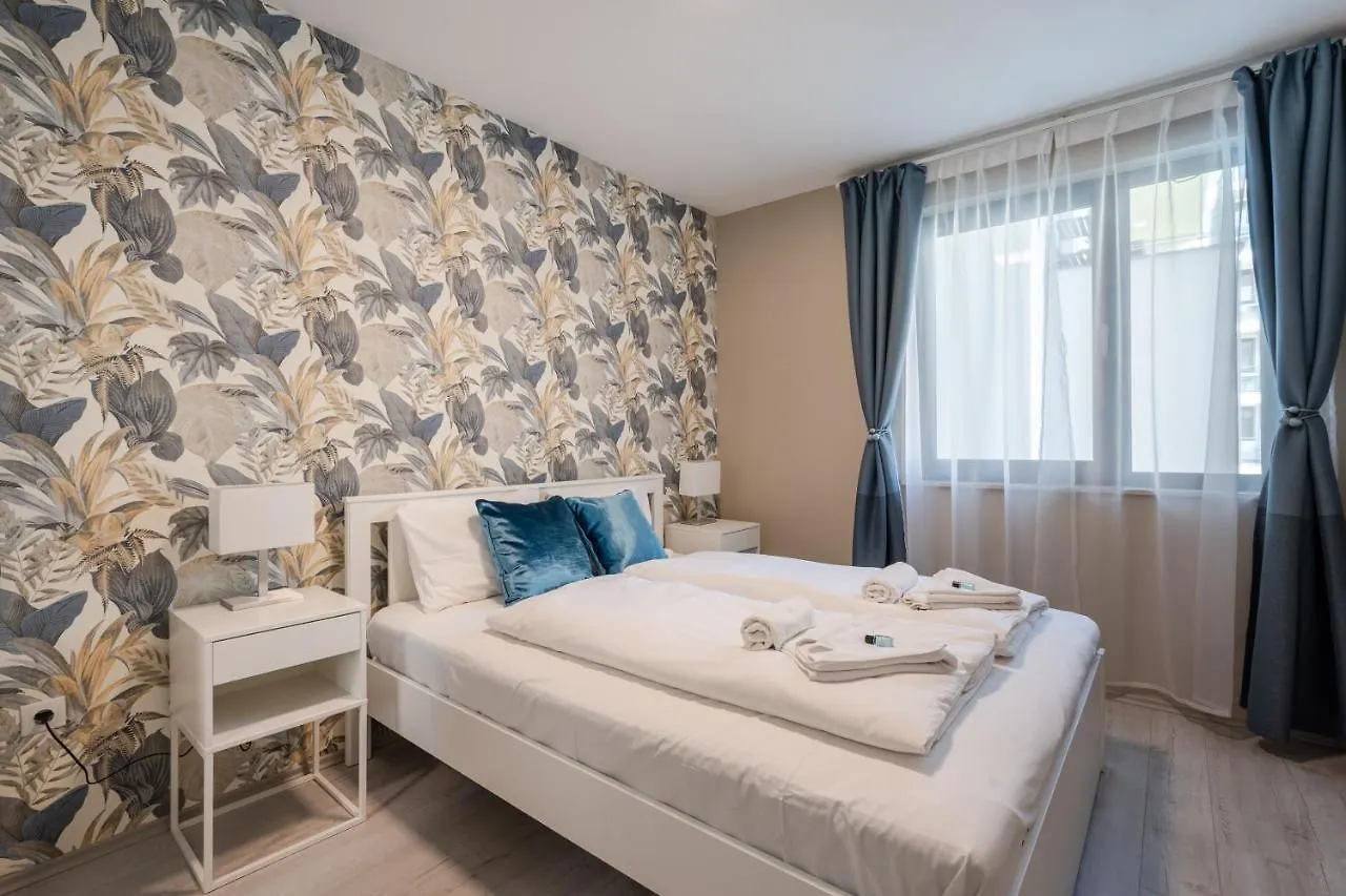 Navy Angel Apartment With Balcony Budapest