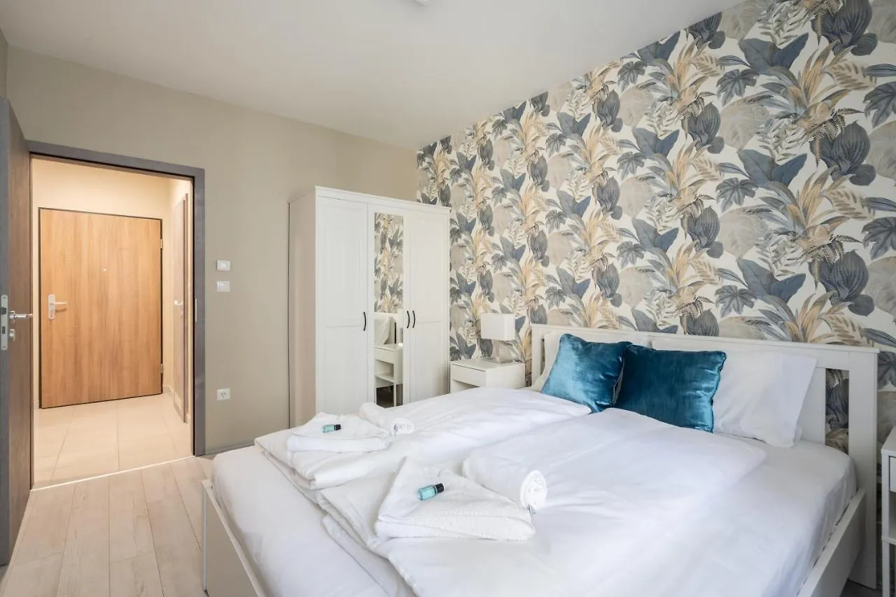 Navy Angel Apartment With Balcony Budapest