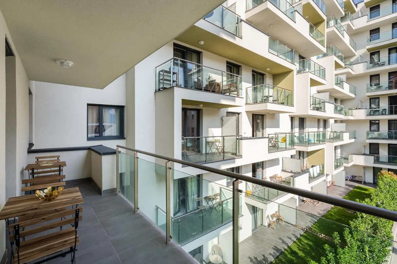 Navy Angel Apartment With Balcony Budapest